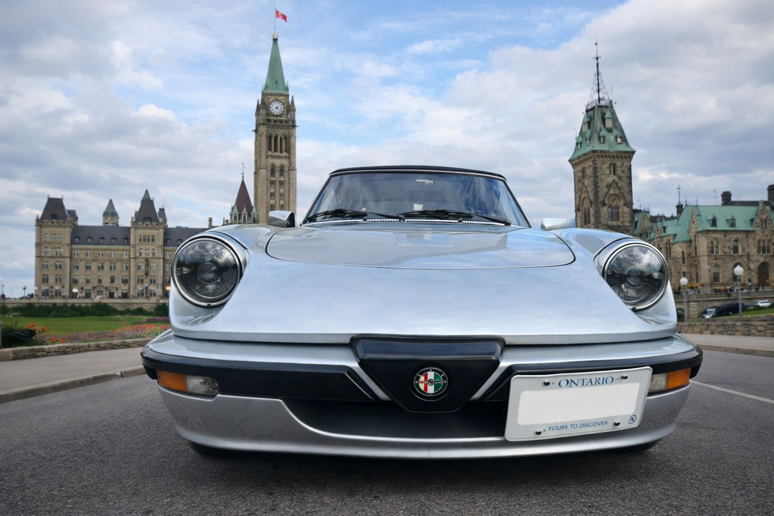 4 Cars for sale_ Alfa Romeo Spider_1987